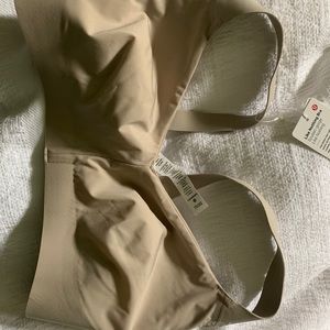 Lululemon, Like nothing bra